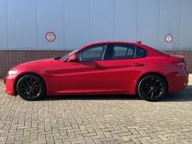 Alfa Romeo Giulia 2.0 Turbo 280 PK Super | Veloce | Navi | Xenon | 18" thumbnail 6