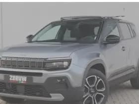 Jeep Avenger 1.2 e-Hybrid Summit | Pano | Leder | Navi | JBL | Camera | Winte VERKOCHT