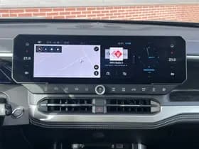 Jeep Compass 1.2 e-Hybrid First Edition | Pano | Premium Pack | Convenience thumbnail 27