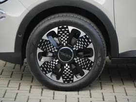 Fiat 600e La Prima 54 kWh | Navi | Camera | Carplay | 18" thumbnail 13