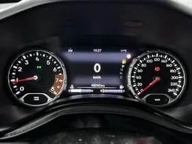 Jeep Renegade 1.3 Turbo 150 PK S | Pano | Leder | Trekhaak | LED | 19" thumbnail 16