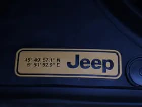 Jeep Avenger 1.2T 4xe 136 PK The North Face | 4x4 | Limited Edition thumbnail 8