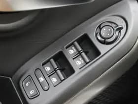 Fiat 500X 1.5 Hybrid 130 PK Sport | Trekhaak | Camera | PDC | Carplay thumbnail 29