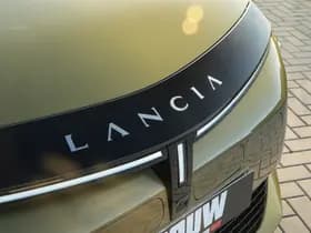 Lancia Ypsilon LX 51 kWh | Navi | Exclusive | "Oro" thumbnail 5