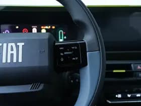 Fiat Grande Panda 1.2 Hybrid 100 PK La Prima | Navi | Camera | Carplay thumbnail 16