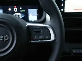 Jeep Avenger Altitude 54kWh | Leder | Camera | Winter | Navi | 18" thumbnail 15