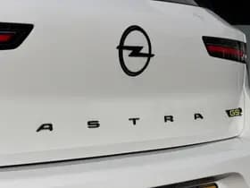 Opel Astra 1.6 Turbo PHEV GSe | LED | Alcantara | BTW | thumbnail 4