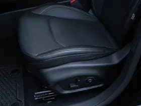 Jeep Compass 4xe 240 PK Hybrid Summit | Leder | Winter | Navi | Premium | 19" thumbnail 22