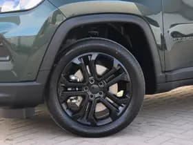 Jeep Compass 4xe 240 PK Hybrid North Star | Pano | Safety | Winter | 18" thumbnail 2