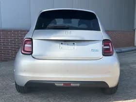 Fiat 500e Giorgio Armani Edition 42 kWh | LED | JBL | Limited Edition thumbnail 16