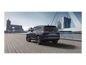 Jeep Grand Cherokee Summit Reserve Automaat thumbnail 2