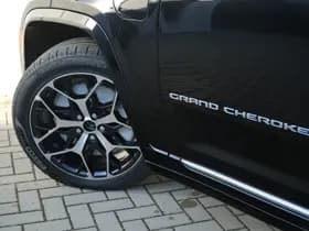 Jeep Grand Cherokee Summit Reserve 4xe 380 PK | Leder | Pan dak | 21" thumbnail 26