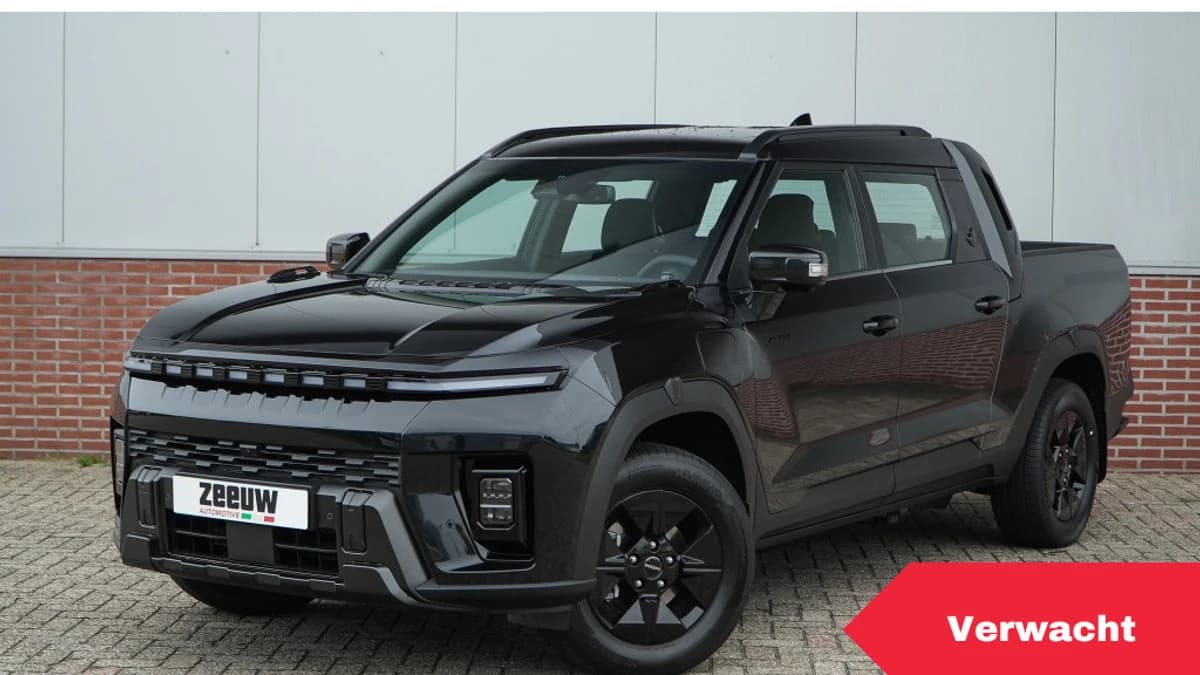 KGM Musso EV 80,6 kWh BLACKLINE 4WD 237PK — foto 1