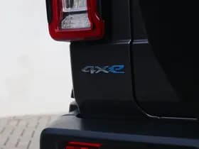 Jeep Wrangler Unlimited 4xe 380 PK Sahara | Leder | Soft Top | Camera | 18" thumbnail 11