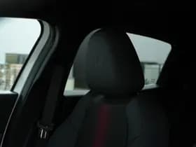 Alfa Romeo Junior 1.2 Turbo 136 PK Ibrida Speciale | Techno | Pano | Direct Leverb thumbnail 29