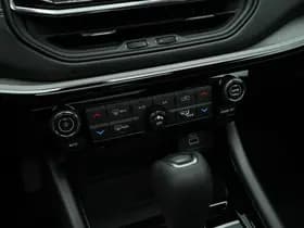 Jeep Compass 4xe 240 PK Hybrid Summit | Pano | Safety | 360cam | 19" thumbnail 24