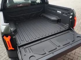 KGM Musso EV 80,6 kWh Titanium Amazonia Green direct leverbaar thumbnail 12