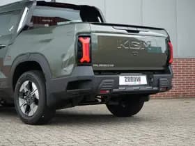 KGM Musso EV 80,6 kWh Titanium Amazonia Green direct leverbaar thumbnail 16