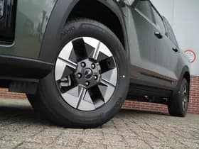 KGM Musso EV 80,6 kWh Titanium Amazonia Green direct leverbaar thumbnail 3