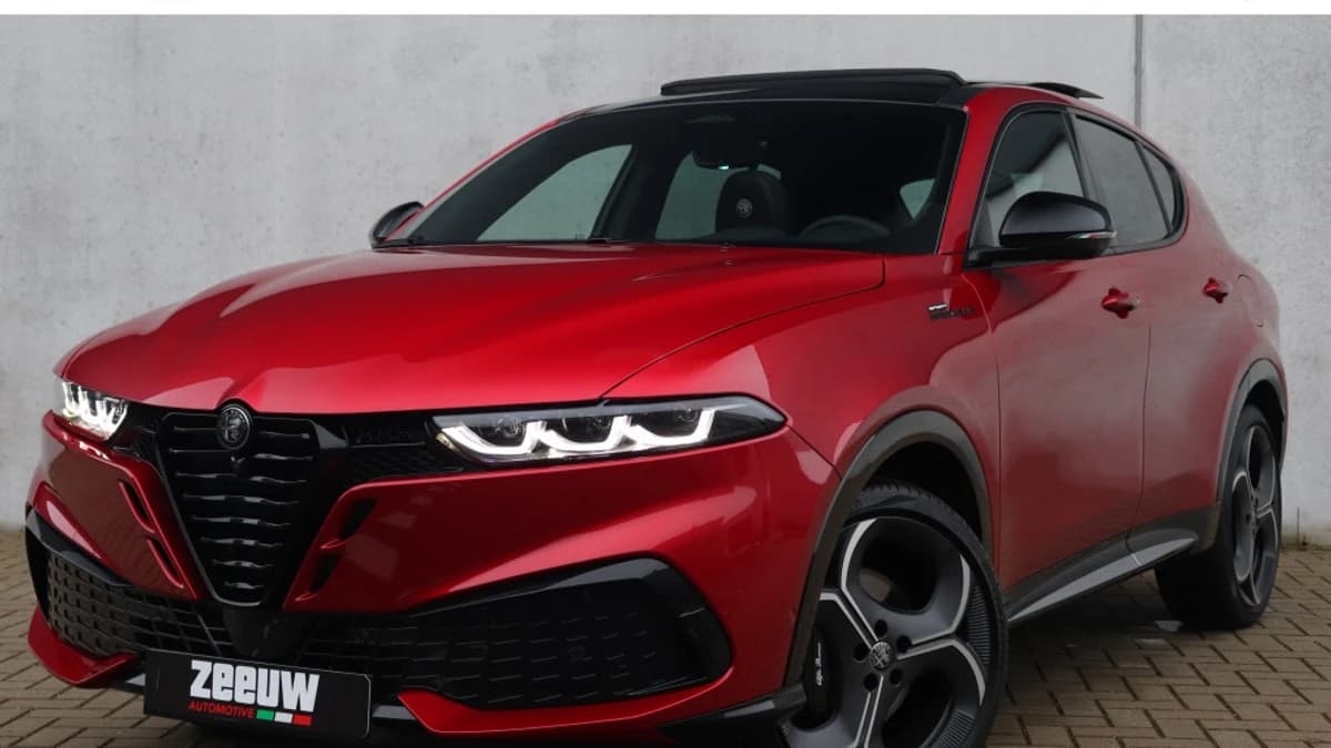 Alfa Romeo Tonale Ibrida Plug-In Q4 270 PK Sport Speciale | Pano | LED | Harman | — foto 1