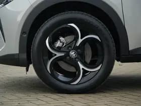 Alfa Romeo Junior 1.2 Turbo 136 PK Ibrida Speciale | Techno | Direct Leverbaar thumbnail 14