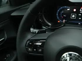 Alfa Romeo Junior 1.2 Turbo 136 PK Ibrida Speciale | Techno | Direct Leverbaar thumbnail 39