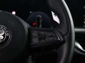 Alfa Romeo Stelvio 2.0 Turbo 280 PK AWD Veloce | Navi | Harman | Driver | BTW | 20" thumbnail 14