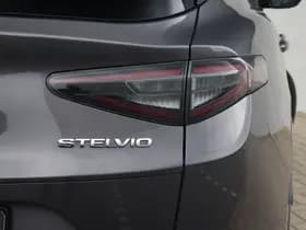 Alfa Romeo Stelvio 2.0 Turbo 280 PK AWD Veloce | Navi | Harman | Driver | BTW | 20" thumbnail 23