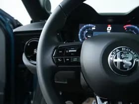 Alfa Romeo Junior 1.2 Turbo 136 PK Ibrida Speciale | Pano | Techno | Direct Leverb VERKOCHT thumbnail 21