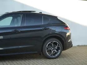 Alfa Romeo Stelvio thumbnail 13