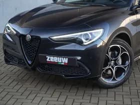 Alfa Romeo Stelvio thumbnail 3