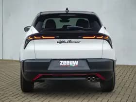 Alfa Romeo Junior 1.2 Turbo 136 PK Ibrida Speciale | Techno | Camera | Navi | Carp thumbnail 18