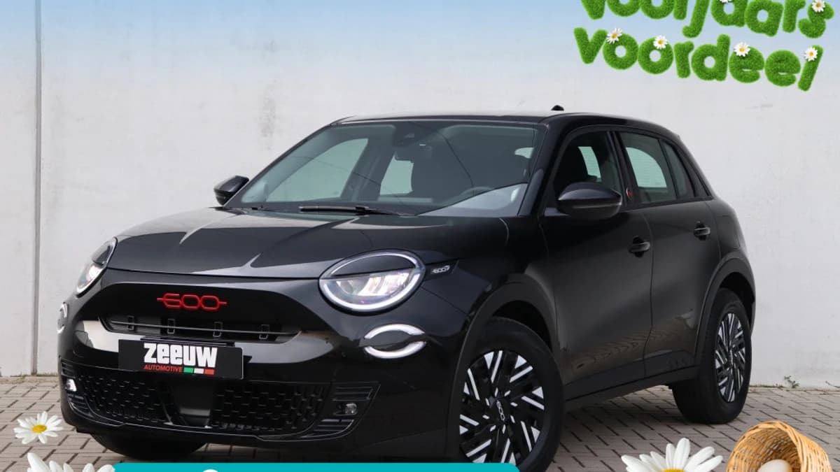 Fiat 600e RED 54 kWh | Carplay | Clima | Cruise | Direct Leverbaar — foto 1