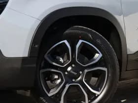 Jeep Avenger 1.2 e-Hybrid Summit | Navi | JBL | Camera | Winter | 18" thumbnail 4