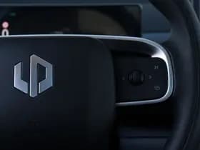 Leapmotor C10 Design ProMax 81.9 kWh 300 PK | Black | 360cam | Glazen Dak thumbnail 10