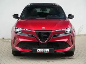Alfa Romeo Junior Elettrica Speciale 54 kWh | Pano | Techno | 18" thumbnail 10