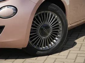 Fiat 500e thumbnail 6