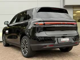 Leapmotor B10 Design ProMax 67.1 Nu te bestellen + Uit voorraad leverbaar! thumbnail 2