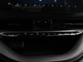 Abarth 500e Urban 42 kWh | Carplay | LED | Navi | 17" thumbnail 16