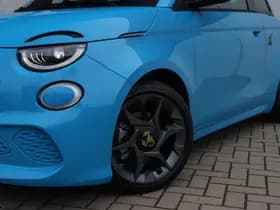 Abarth 500e Urban 42 kWh | Carplay | LED | Navi | 17" thumbnail 4