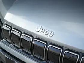 Jeep Avenger 1.2 e-Hybrid Summit | Navi | JBL | Camera | Winter | 18" thumbnail 4