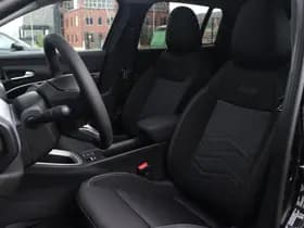 Jeep Avenger Summit 54kWh | Pano | Infotainment | Winter | Warmtepomp | 18" thumbnail 12