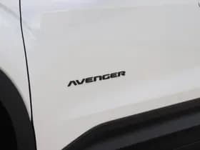 Jeep Avenger 1.2T 136 PK 4xe Overland | Infotainment | Winter | Convenience thumbnail 3