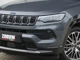 Jeep Compass 4xe 240 PK Hybride Summit | Pano | Premium | LED | Winter | 19" thumbnail 2