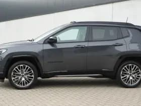 Jeep Compass 4xe 240 PK Hybride Summit | Pano | Premium | LED | Winter | 19" thumbnail 9