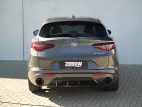 Alfa Romeo Stelvio thumbnail 16