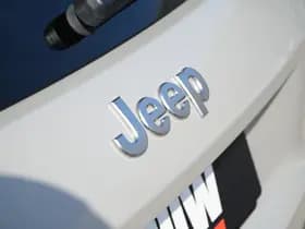 Jeep Avenger 1.2 e-Hybrid Summit | Navi | JBL | Camera | Winter | 18" thumbnail 18