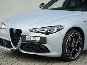 Alfa Romeo Giulia 2.0 Turbo 280 PK Competizione Q4 AWD | Harman | Veloce | 19" thumbnail 11