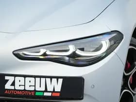 Alfa Romeo Giulia 2.0 Turbo 280 PK Competizione Q4 AWD | Harman | Veloce | 19" thumbnail 4
