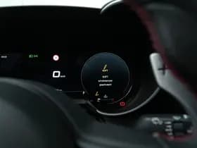 Alfa Romeo Giulia 2.0 Turbo 280 PK Competizione Q4 AWD | Harman | Veloce | 19" thumbnail 43